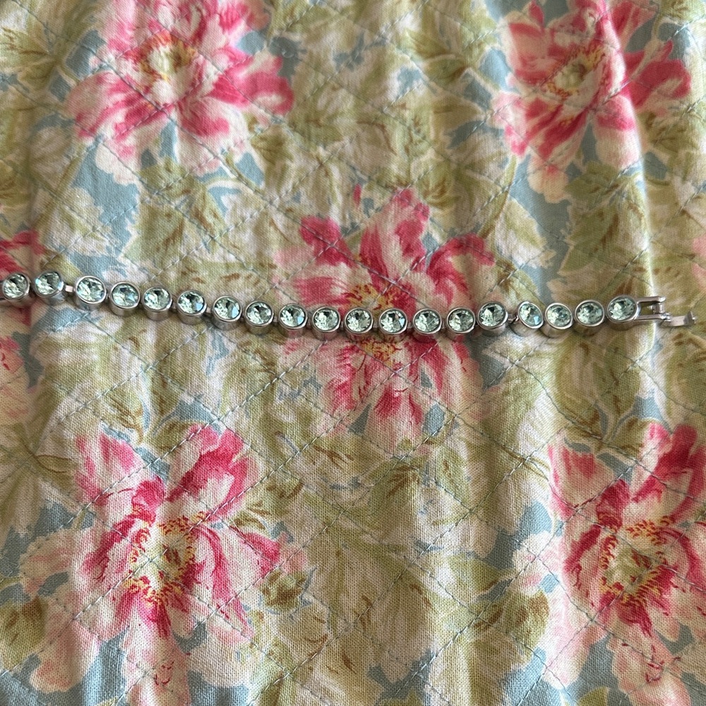 Touchstone Crystal Ice Bracelet